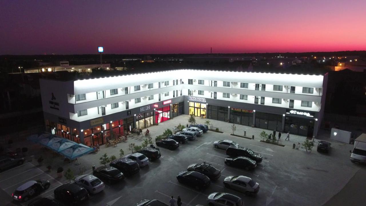 Bliss Inn Tunari Voluntari Extérieur photo